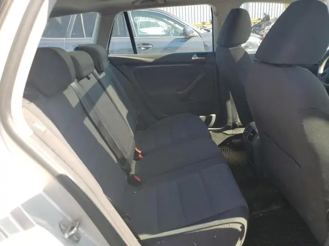 2010 VOLKSWAGEN JETTA S  