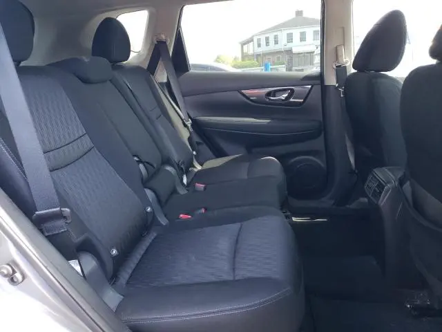 2019 NISSAN ROGUE S  