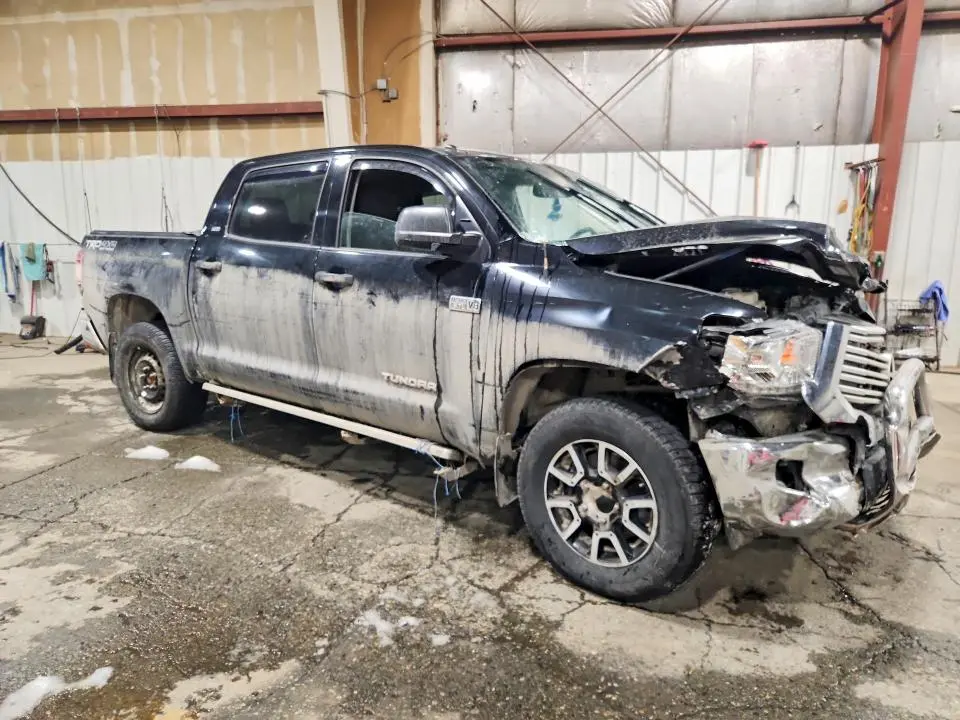 2016 TOYOTA TUNDRA SR5  