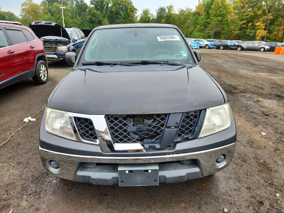 2010 NISSAN FRONTIER SE V6  