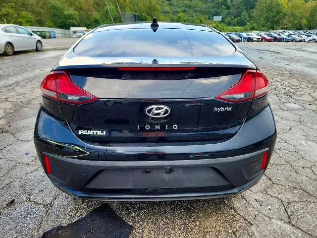 2022 HYUNDAI IONIQ SE  