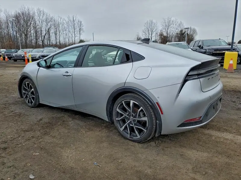 2024 TOYOTA PRIUS PRIME SE  