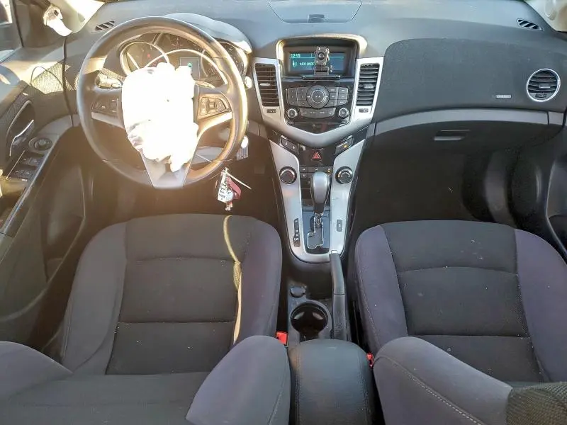 2013 CHEVROLET CRUZE LT  