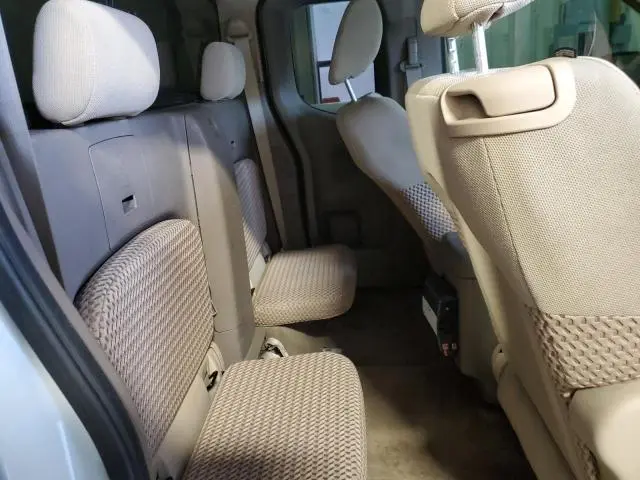 2014 NISSAN FRONTIER SV  