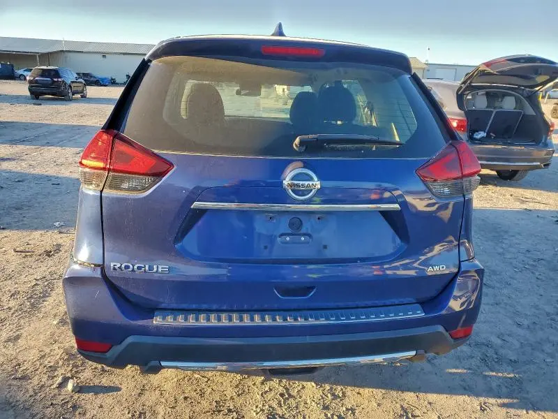 2017 NISSAN ROGUE   