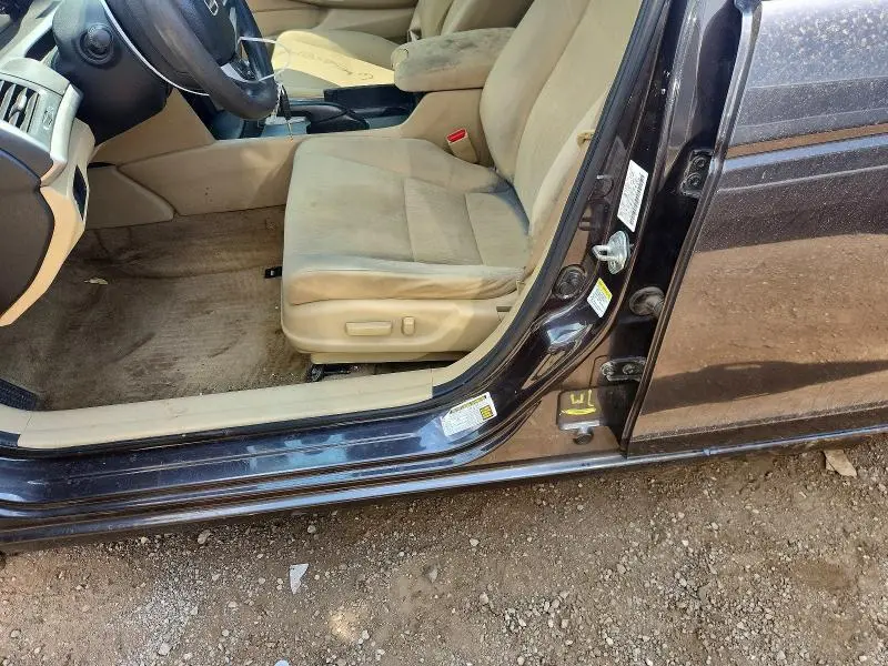 2011 HONDA ACCORD LXP  