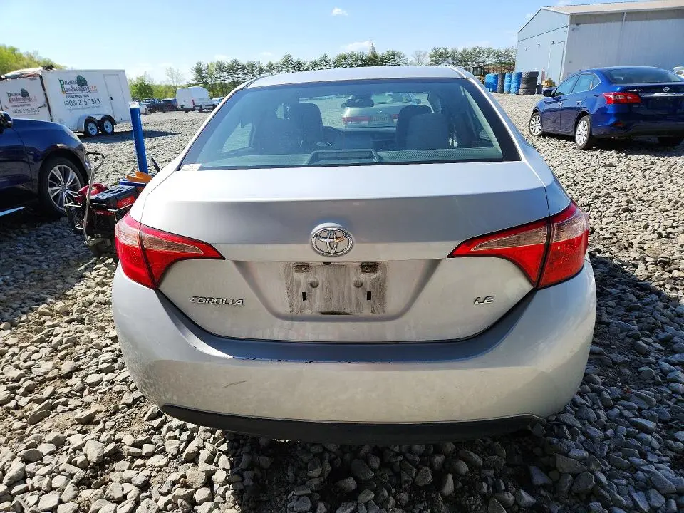 2018 TOYOTA COROLLA LE  