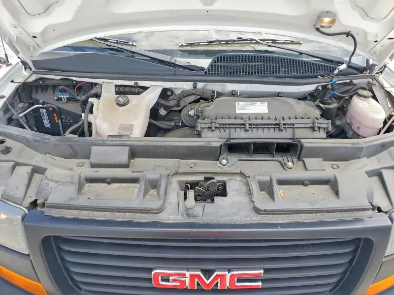 2023 GMC SAVANA G2500  