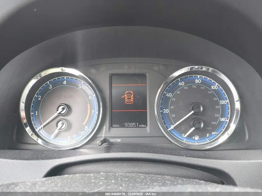 2017 TOYOTA COROLLA LE