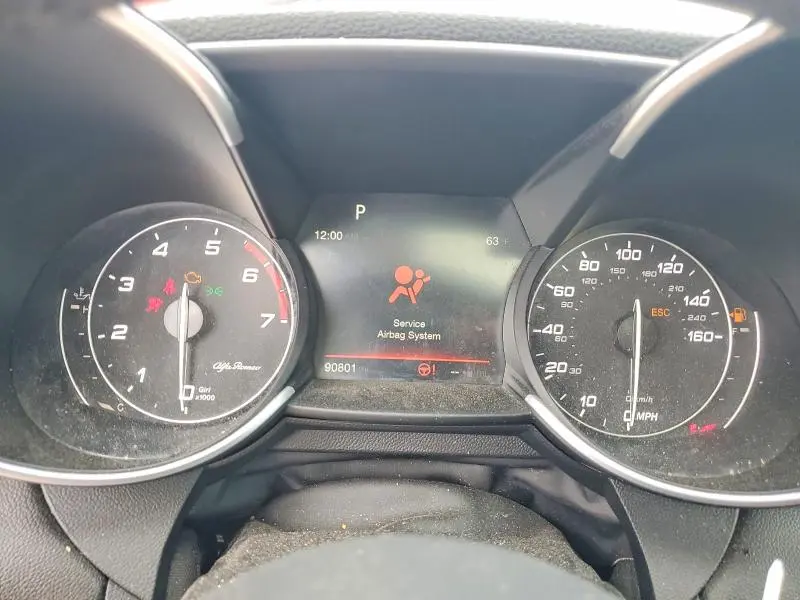 2017 ALFA ROMEO GIULIA TI  