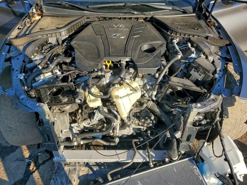 2021 INFINITI Q60 LUXE  