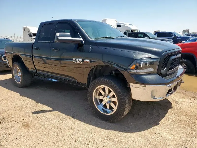 2017 RAM 1500 SLT  