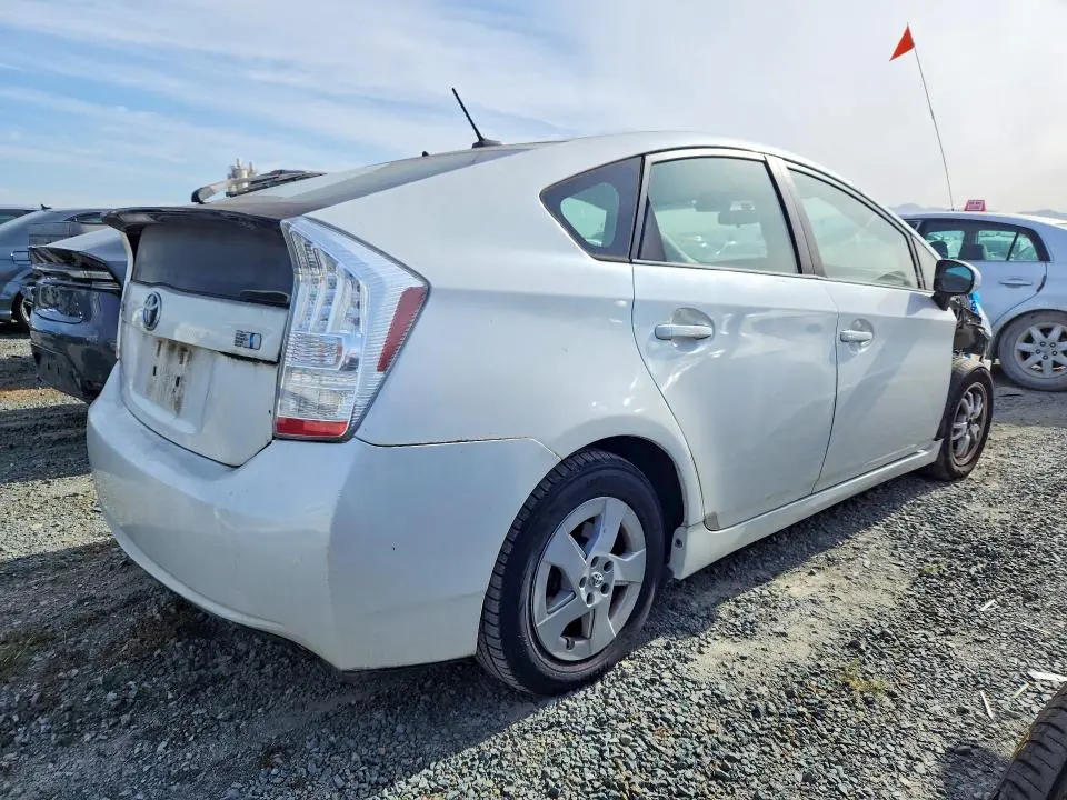 2010 TOYOTA PRIUS II  