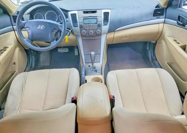 2010 HYUNDAI SONATA GLS  