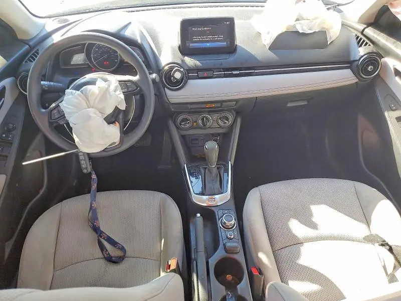 2019 TOYOTA YARIS L  