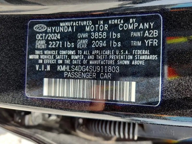 2025 HYUNDAI ELANTRA SEL  