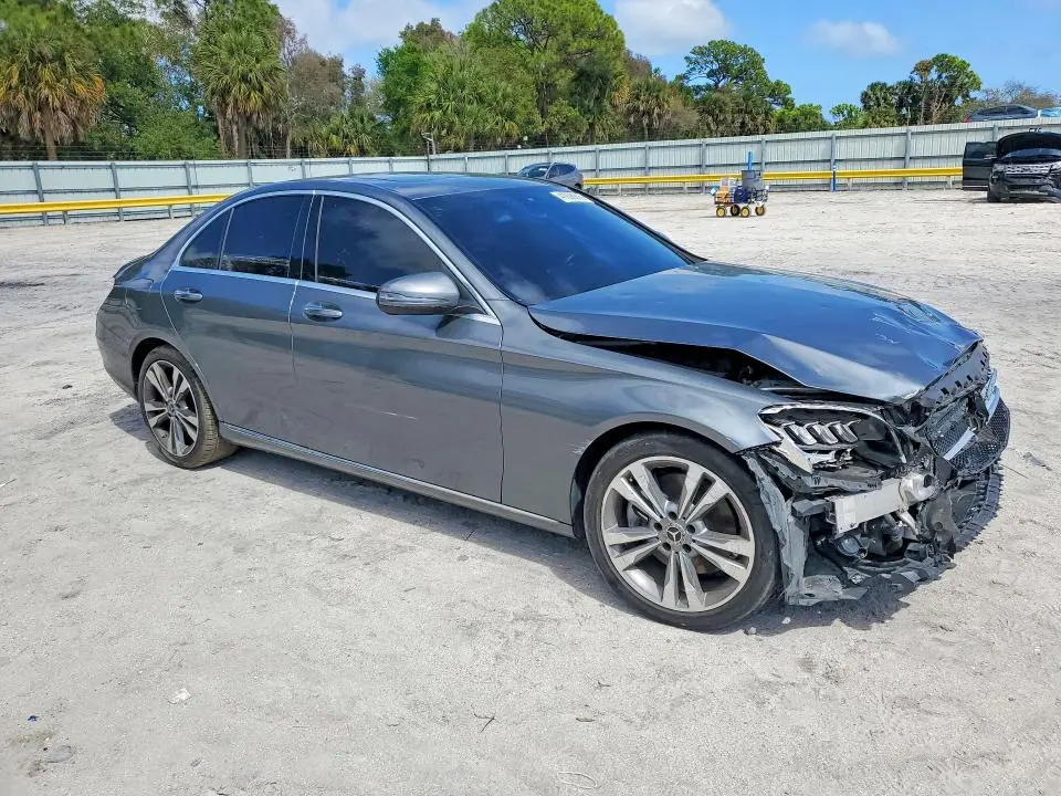 2019 MERCEDES-BENZ C 300  