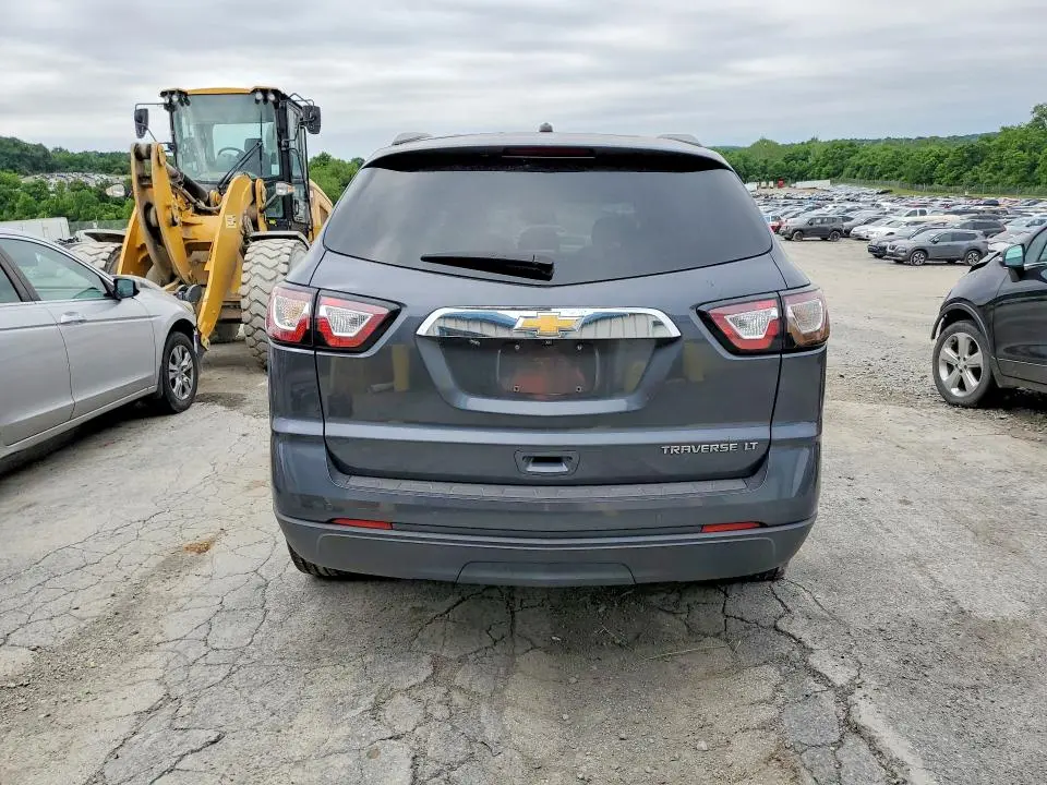 2014 CHEVROLET TRAVERSE LT  