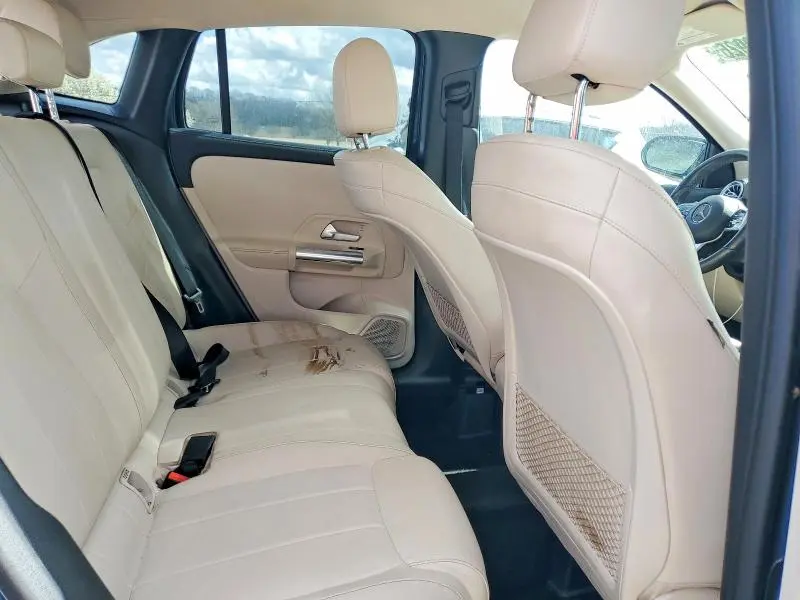 2021 MERCEDES-BENZ GLA 250  