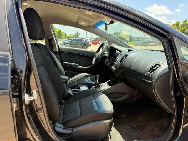 2016 KIA FORTE LX  