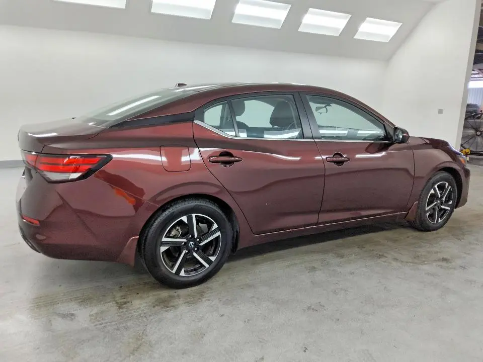 2025 NISSAN SENTRA SV  