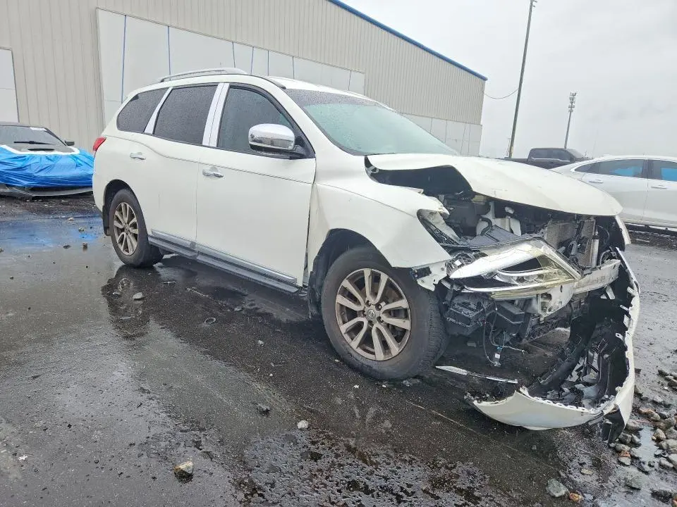 2014 NISSAN PATHFINDER SL  