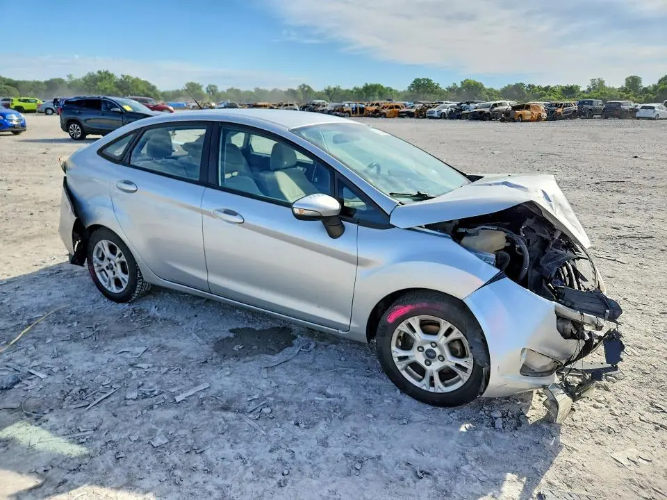 2014 FORD FIESTA SE  