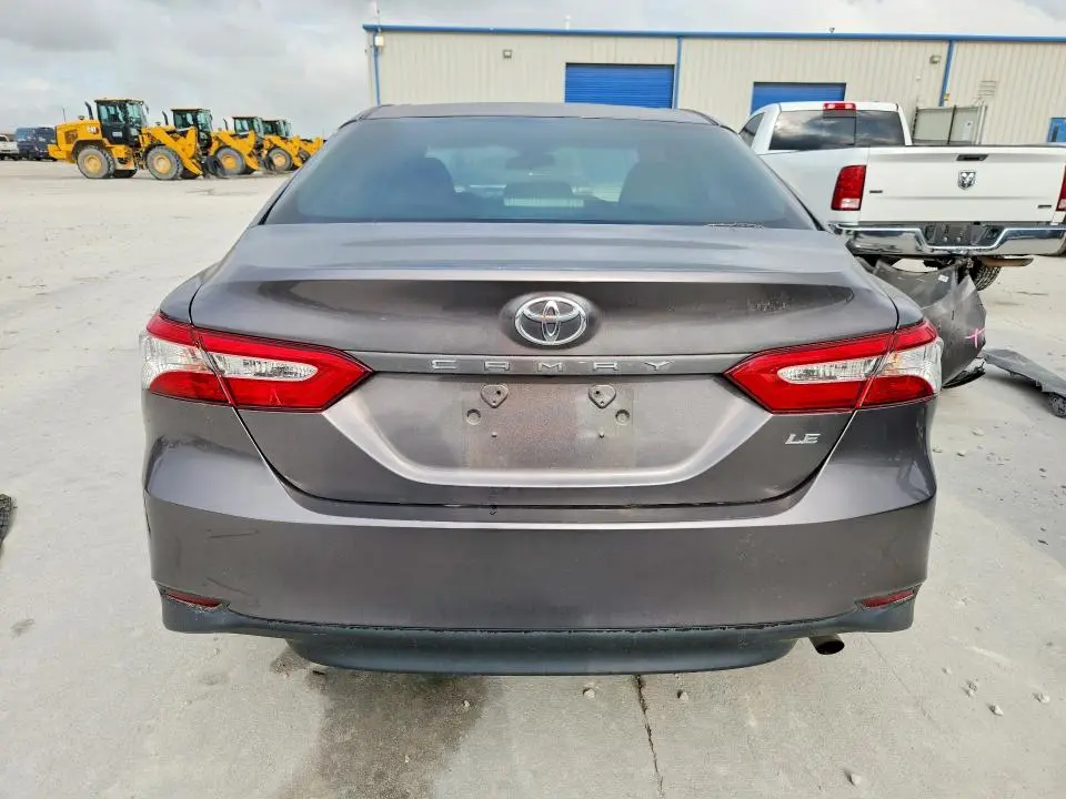 2018 TOYOTA CAMRY LE  