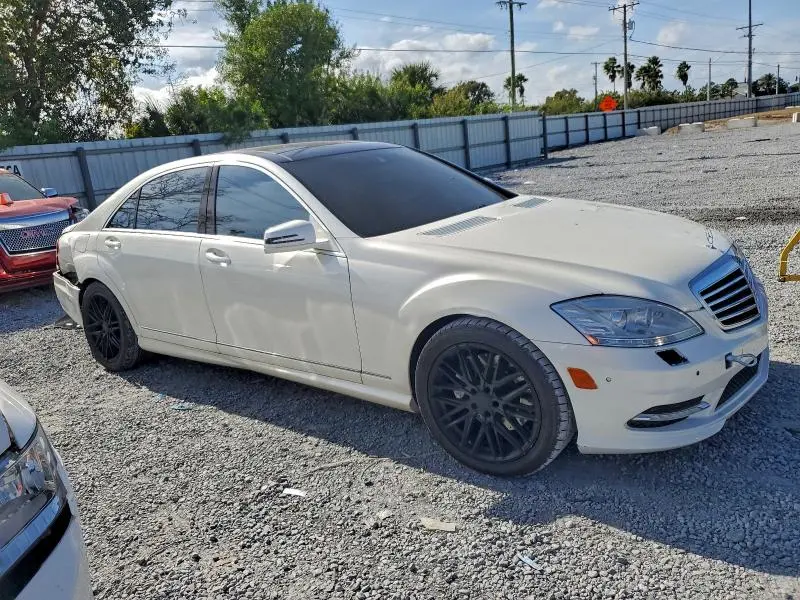 2013 MERCEDES-BENZ S 550  