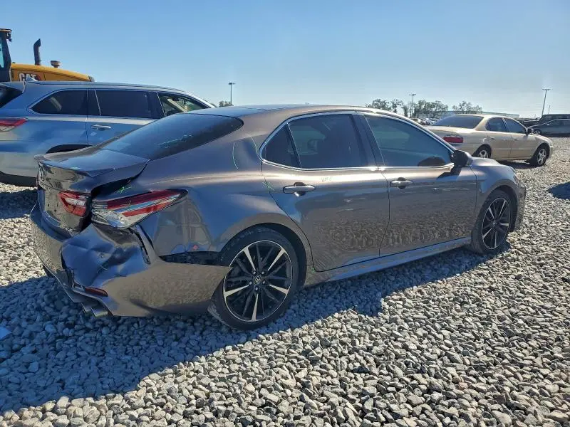 2018 TOYOTA CAMRY XSE  