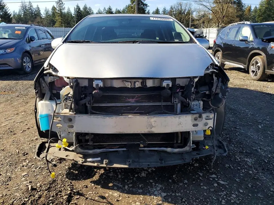 2012 TOYOTA PRIUS TWO  