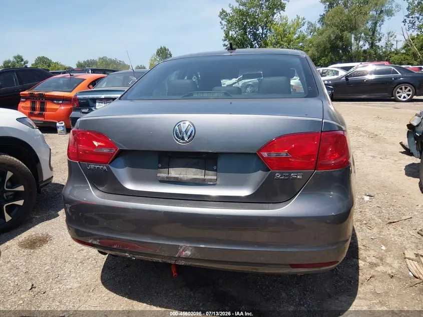 2012 VOLKSWAGEN JETTA 2.5L SE
