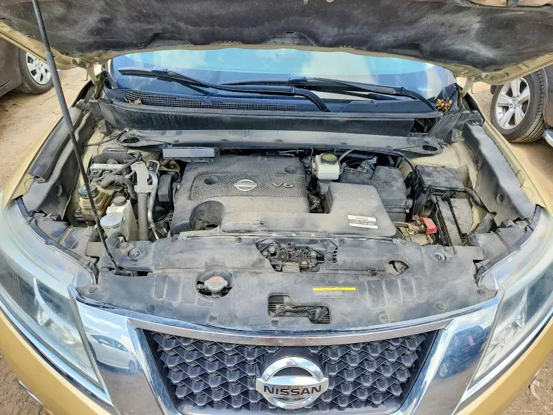 2013 NISSAN PATHFINDER S  