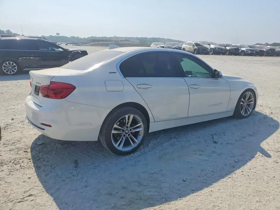 2018 BMW 330E   