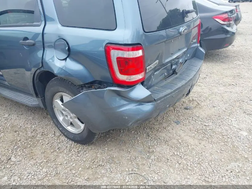 2011 FORD ESCAPE XLT