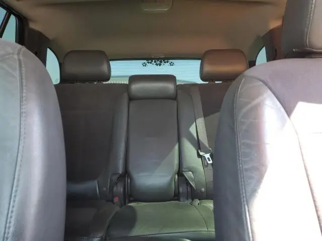 2010 HYUNDAI SANTA FE SE  