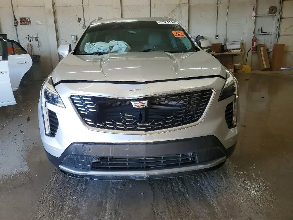 2019 CADILLAC XT4 PREMIUM LUXURY  