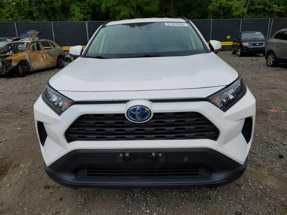 2022 TOYOTA RAV4 LE  
