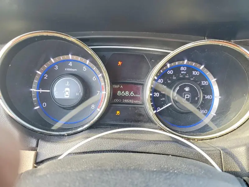 2013 HYUNDAI SONATA GLS  