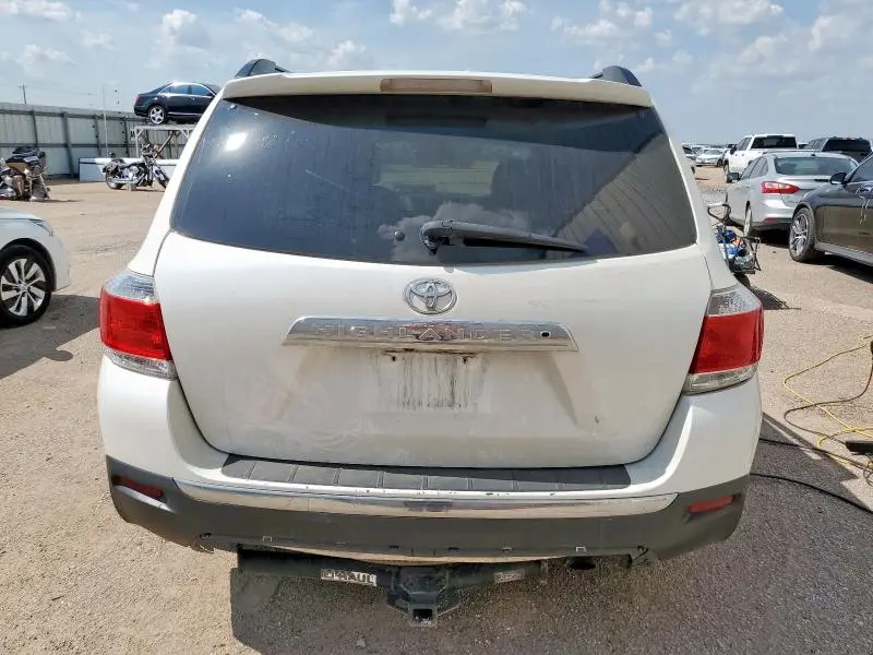2013 TOYOTA HIGHLANDER BASE