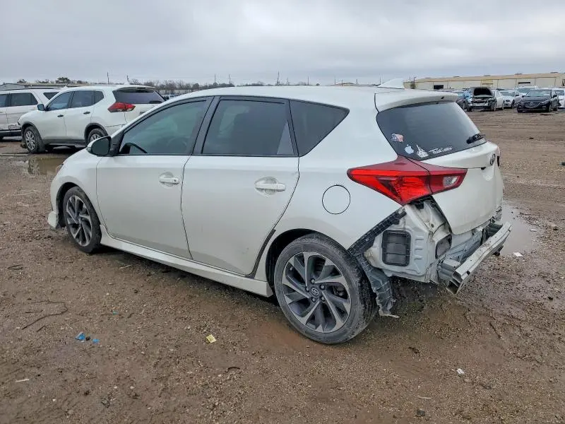 2016 TOYOTA SCION IM   