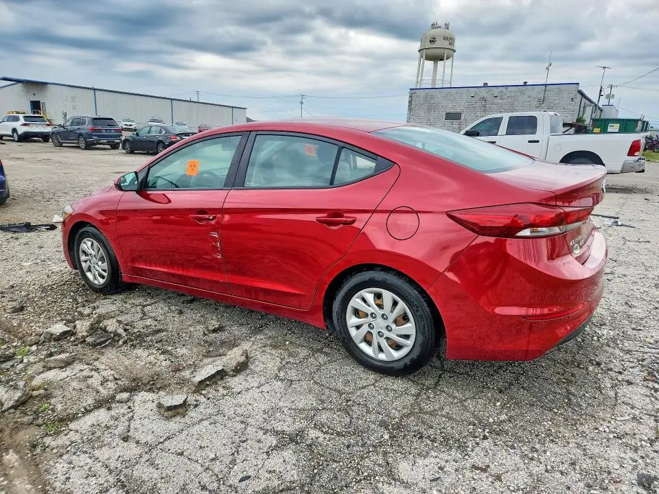 2018 HYUNDAI ELANTRA SE  