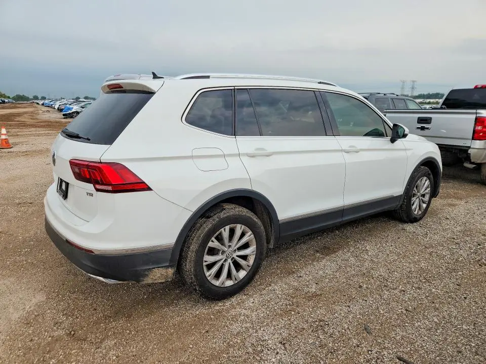 2018 VOLKSWAGEN TIGUAN SE  