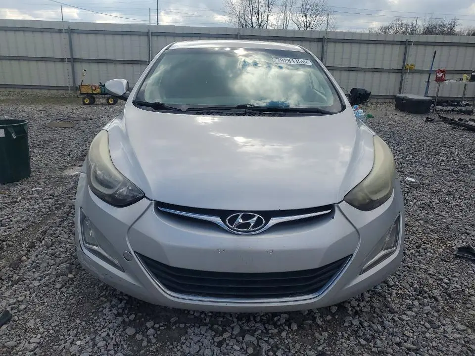 2014 HYUNDAI ELANTRA SE  