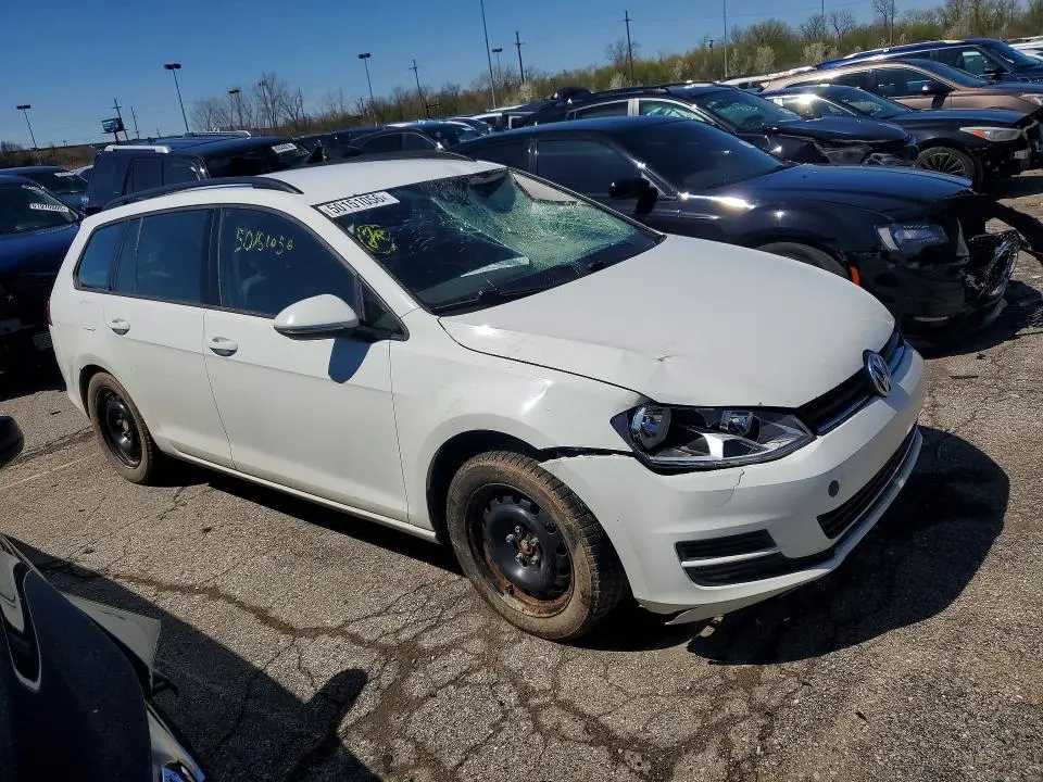 2016 VOLKSWAGEN GOLF   
