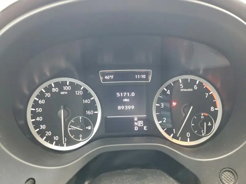 2017 INFINITI QX30 BASE  