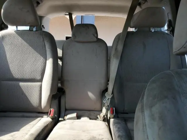 2018 KIA SEDONA LX  