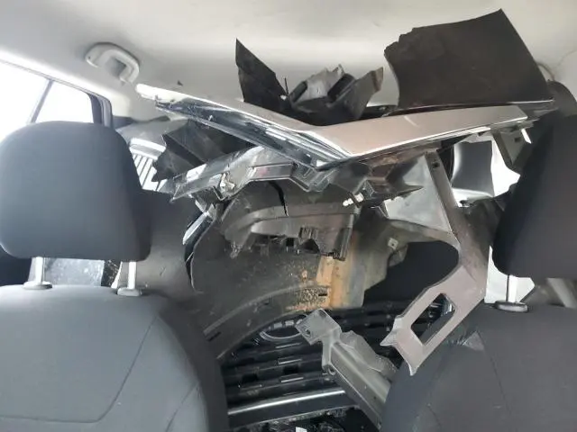 2023 NISSAN KICKS S  