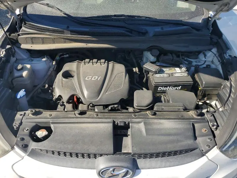 2015 HYUNDAI TUCSON SE  