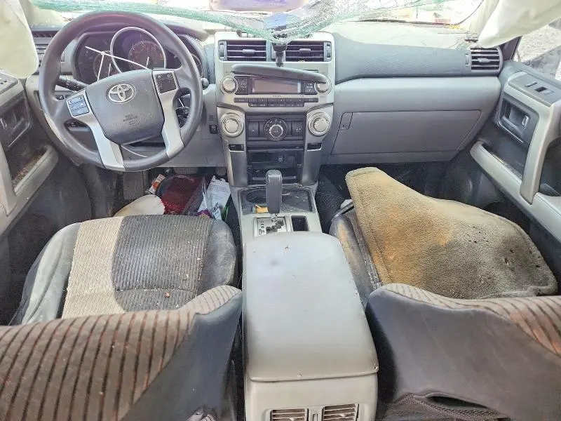 2010 TOYOTA 4RUNNER SR5  